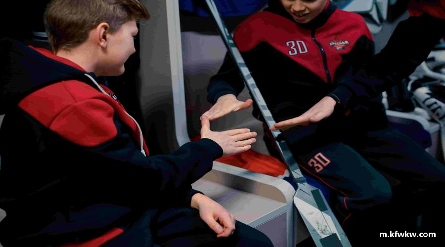 米兰体育官网拼搏拼出精彩，勇敢向前